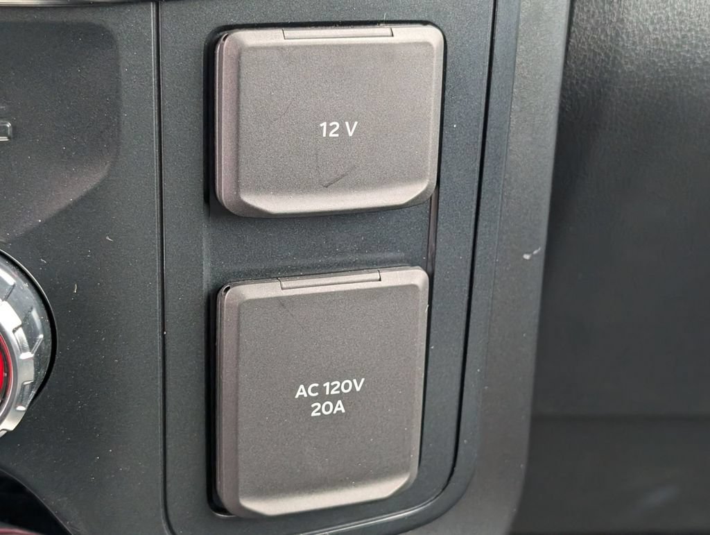 New 2025 Ford F150 Raptor AWD/4WD image 32