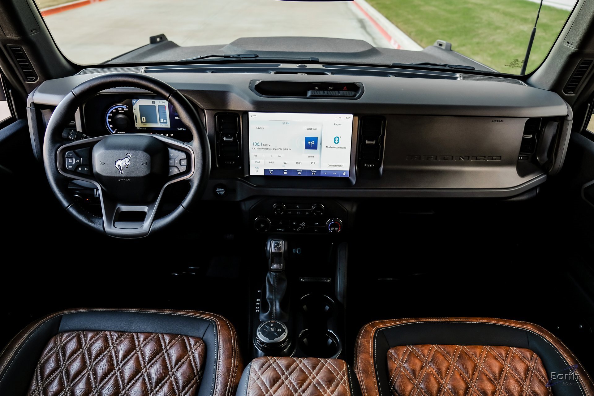 Used 2024 Ford Bronco Big Bend image 32