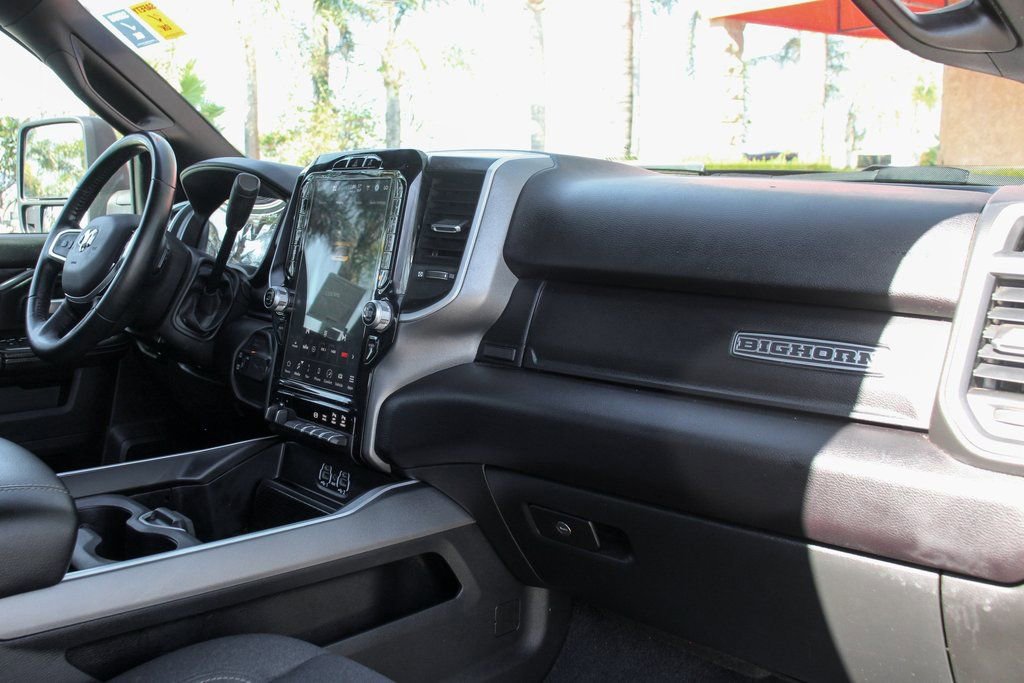 Used 2024 RAM 2500 Big Horn w/ Night Edition AWD/4WD image 37
