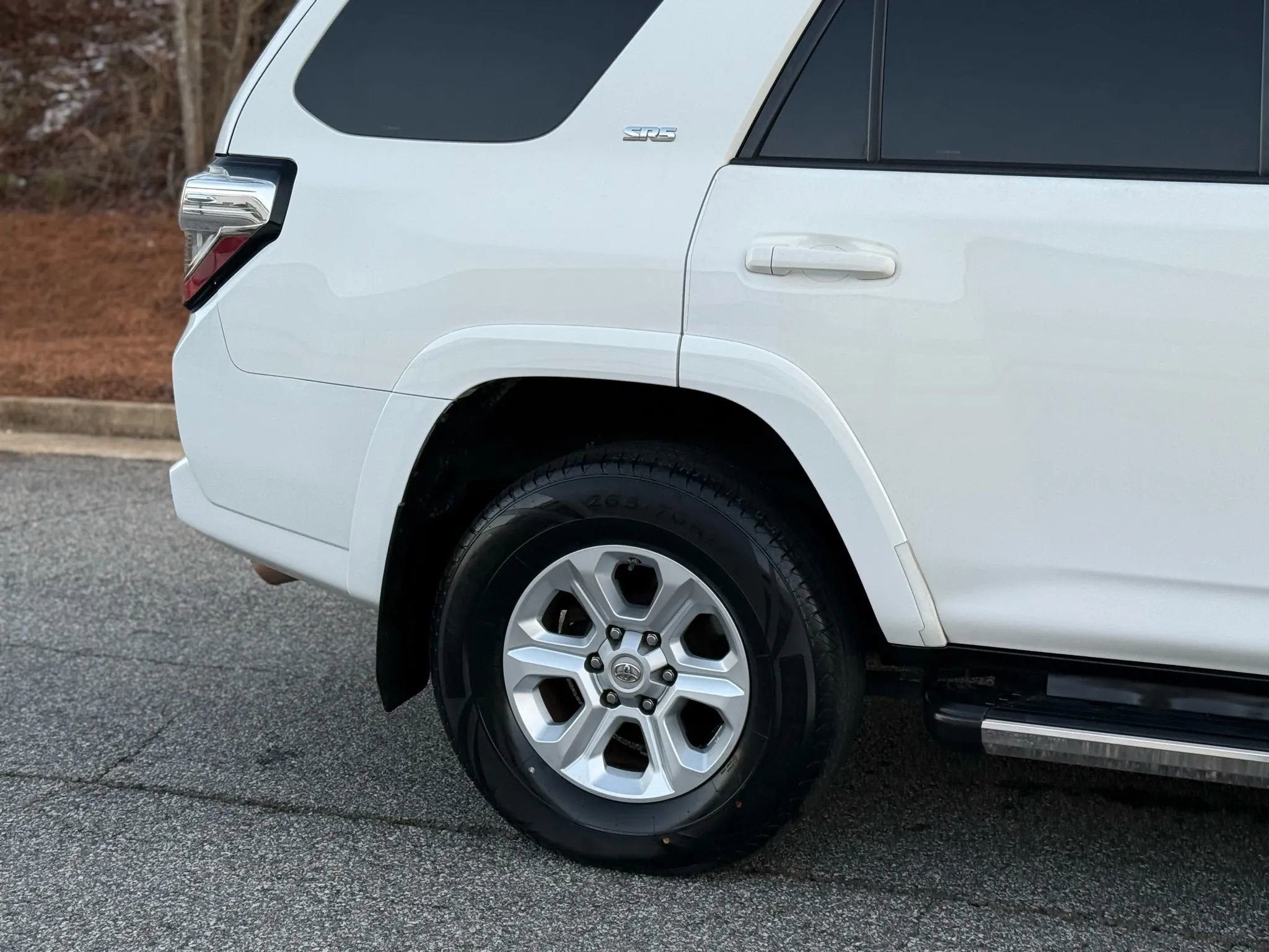 Used 2014 Toyota 4Runner SR5 Premium image 7