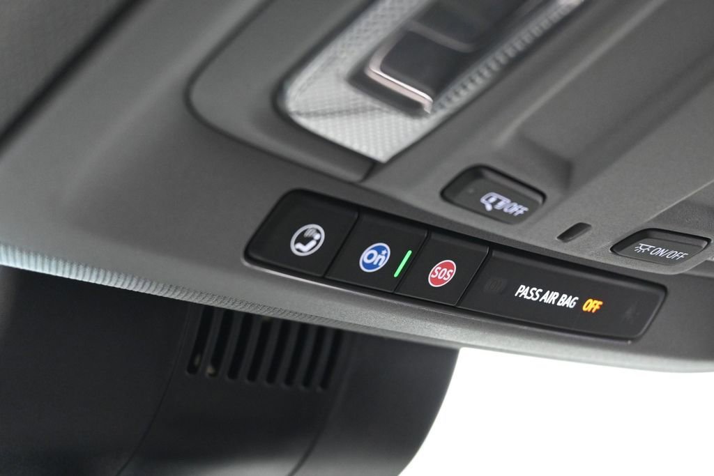 Used 2024 Chevrolet Silverado 1500 LT RWD image 24