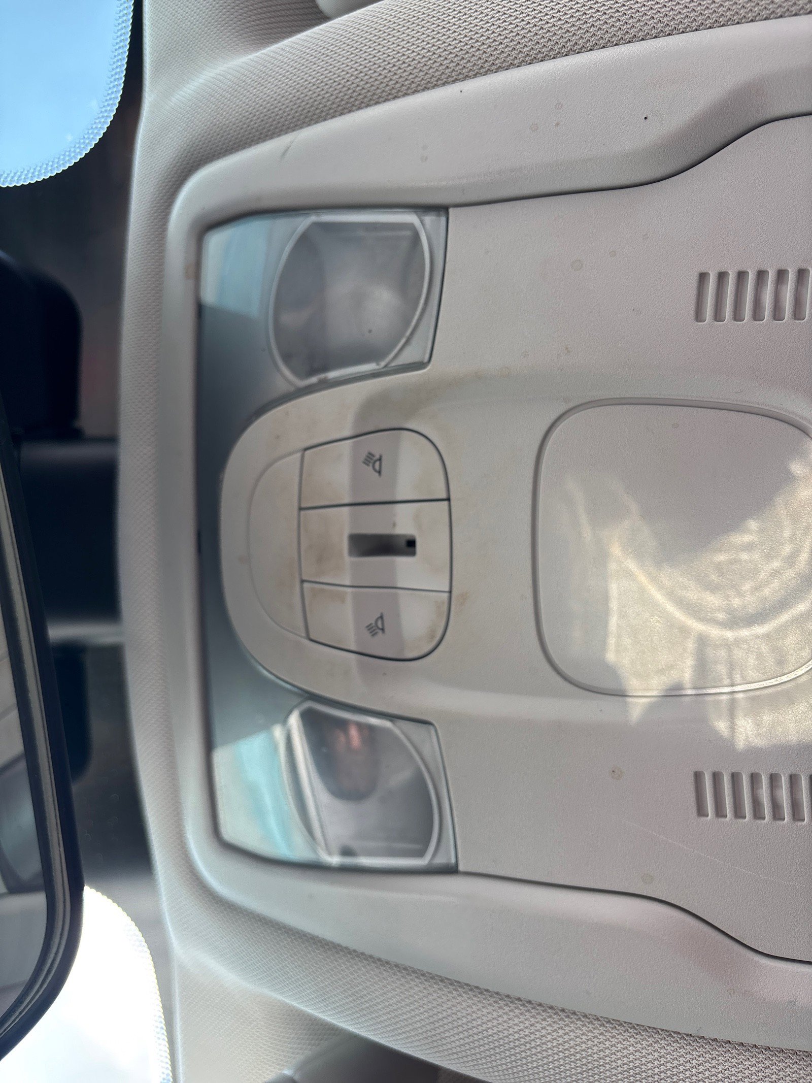 Used 2019 Jeep Renegade Latitude image 29