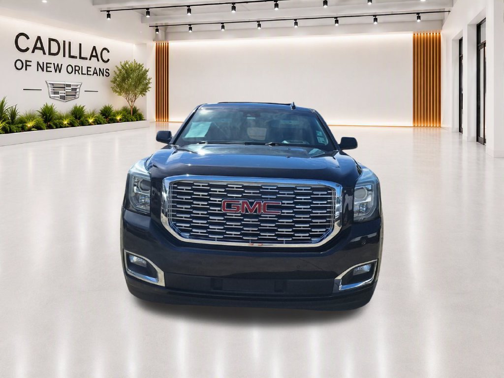 Used 2020 GMC Yukon XL Denali w/ Denali Premium Package RWD image 9