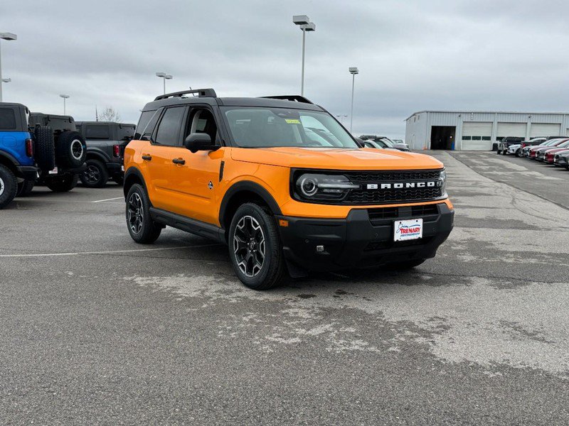 New 2026 Ford Bronco Sport Outer Banks w/ Outer Banks Tech Package+ AWD/4WD image 2