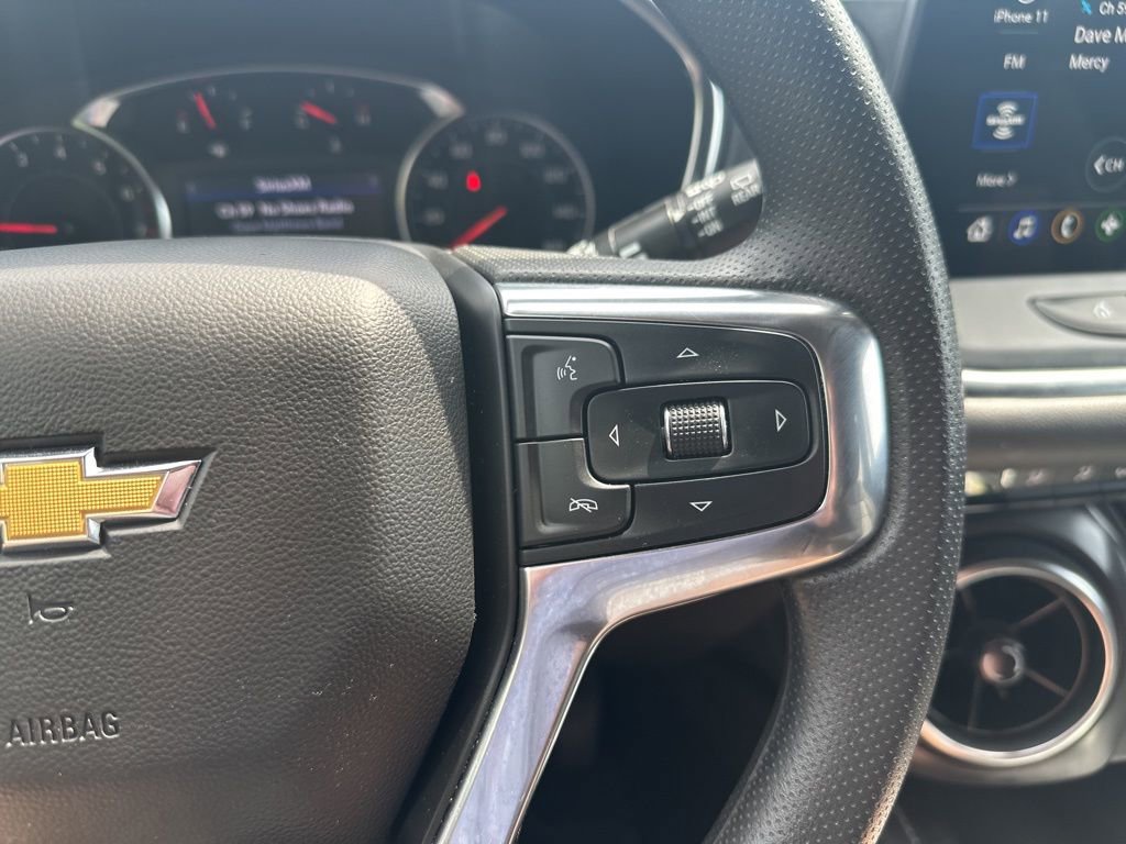 Used 2025 Chevrolet Blazer LT image 20