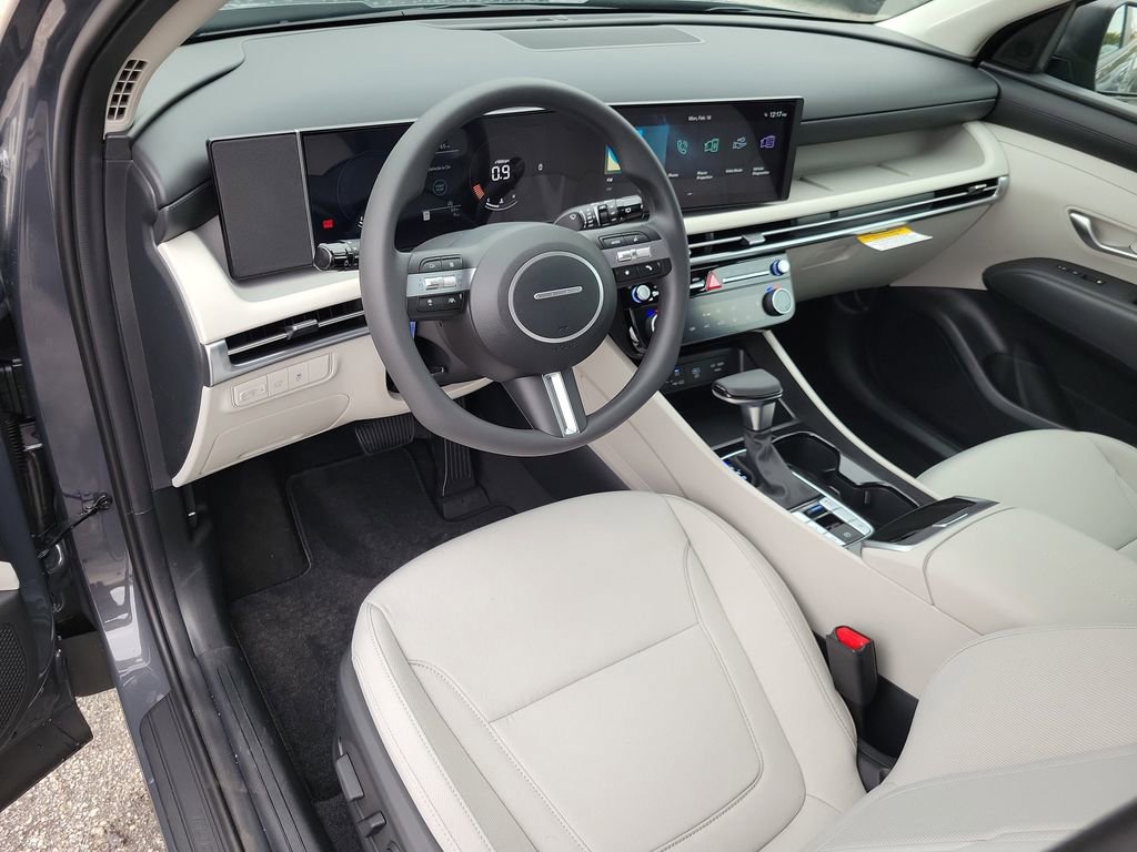 Used 2026 Hyundai Tucson SEL image 16