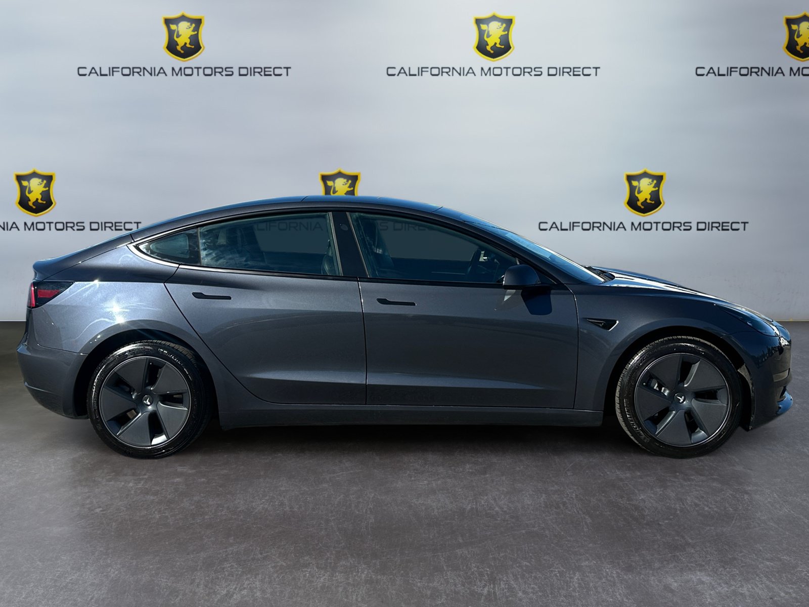 Used 2023 Tesla Model 3 Standard Range RWD image 6