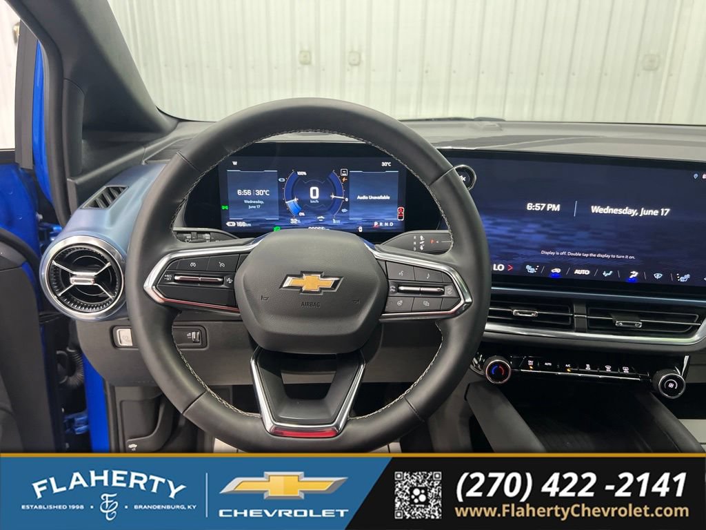 Used 2024 Chevrolet Equinox EV LT FWD image 25