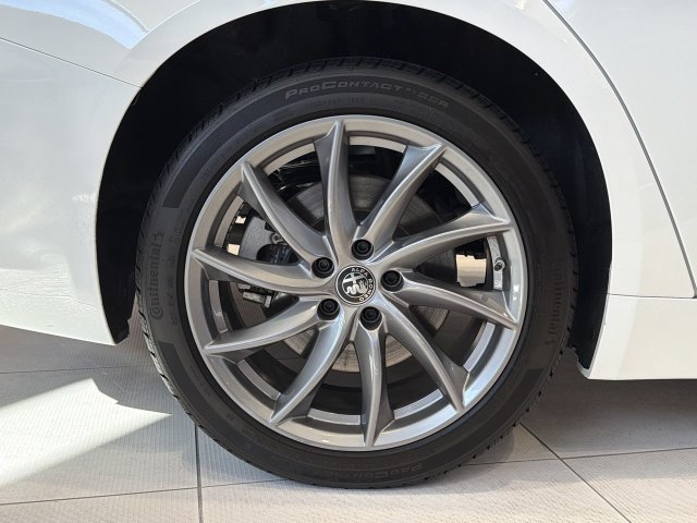 New 2026 Alfa Romeo Giulia AWD w/ Driving Assist Package image 12