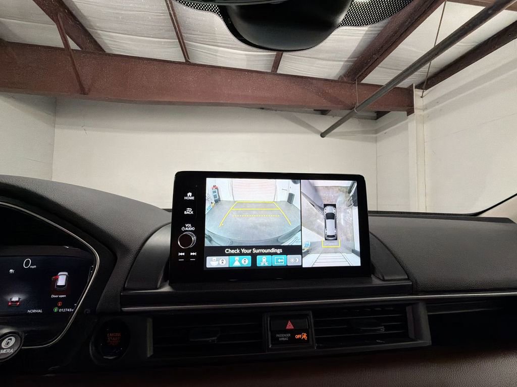 Used 2023 Honda Pilot Elite image 15