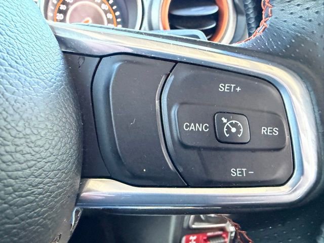 Used 2023 Jeep Gladiator Mojave w/ Cold Weather Group image 17