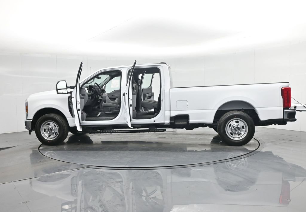 New 2026 Ford F350 XL image 38