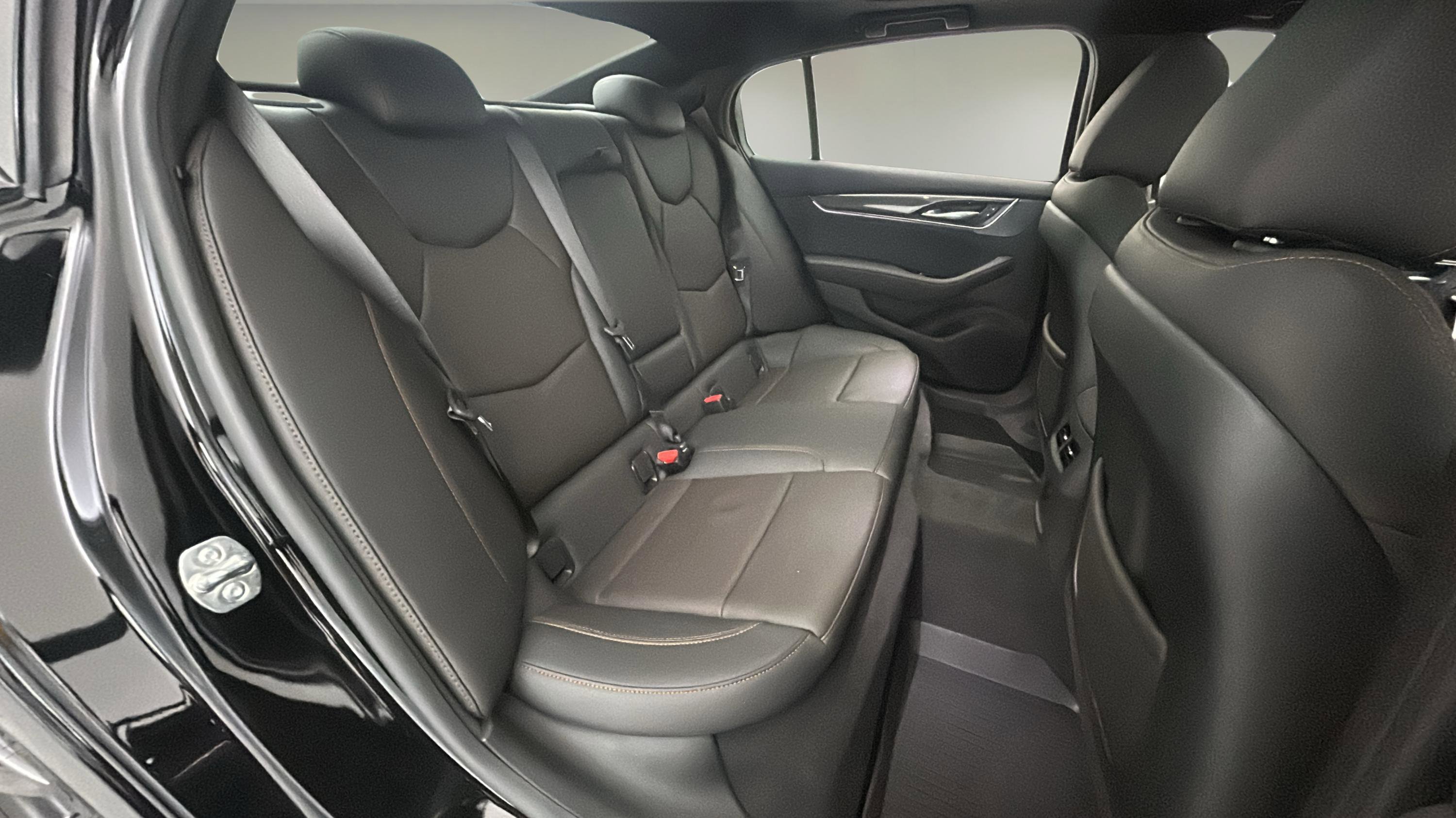 New 2025 Cadillac CT5 Sport w/ Technology Package image 34