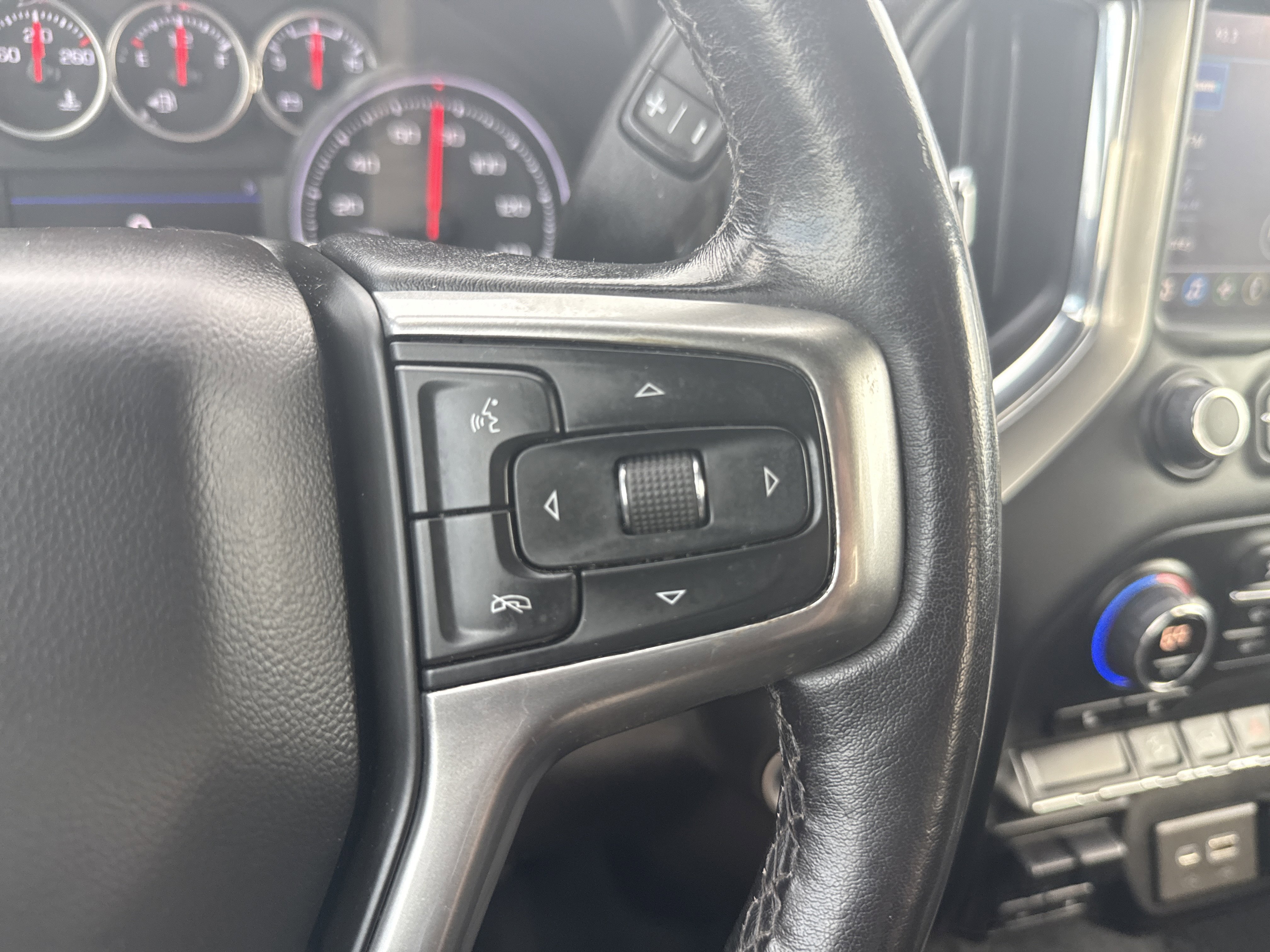 Used 2022 Chevrolet Silverado 2500 LT w/ Convenience Package AWD/4WD image 20