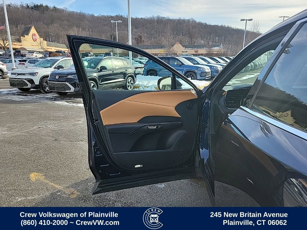 Used 2023 Lexus RX 350 Premium w/ Accessory Package image 37