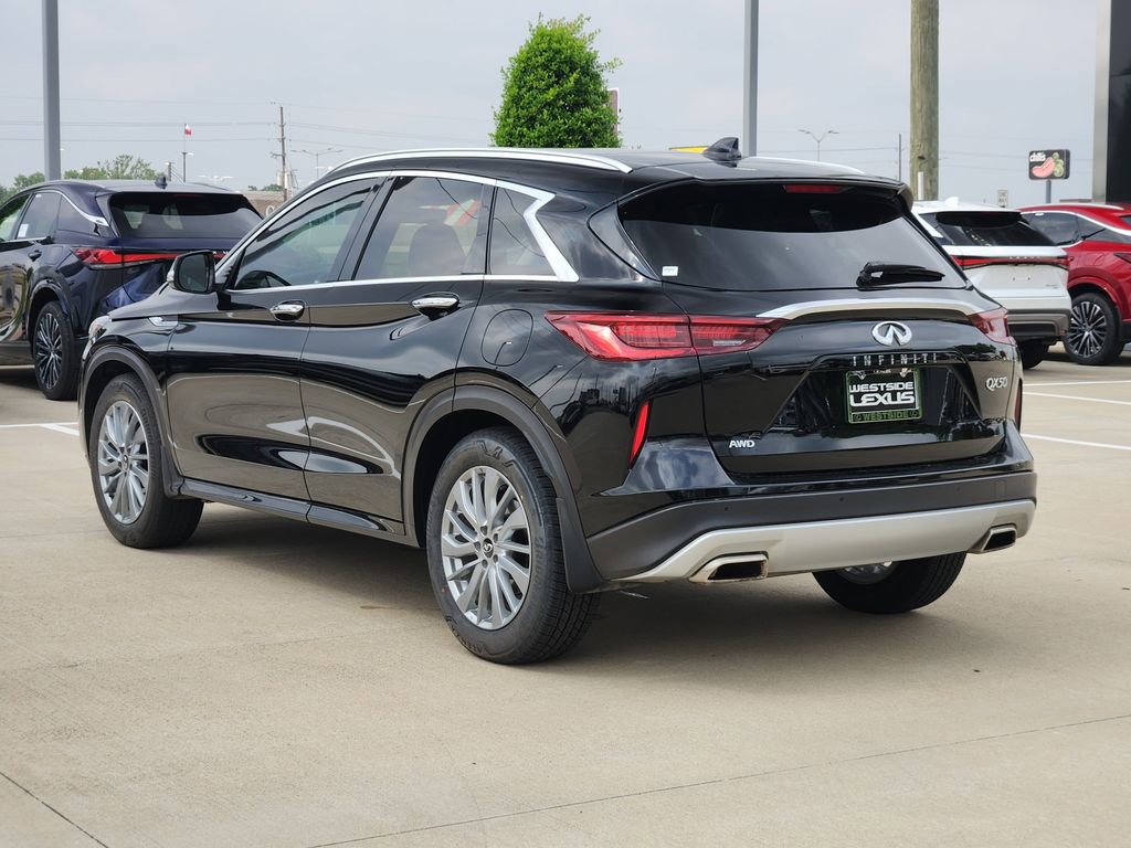 Used 2023 INFINITI QX50 Luxe AWD/4WD image 5
