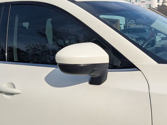 Used 2024 Nissan Pathfinder SV image 15