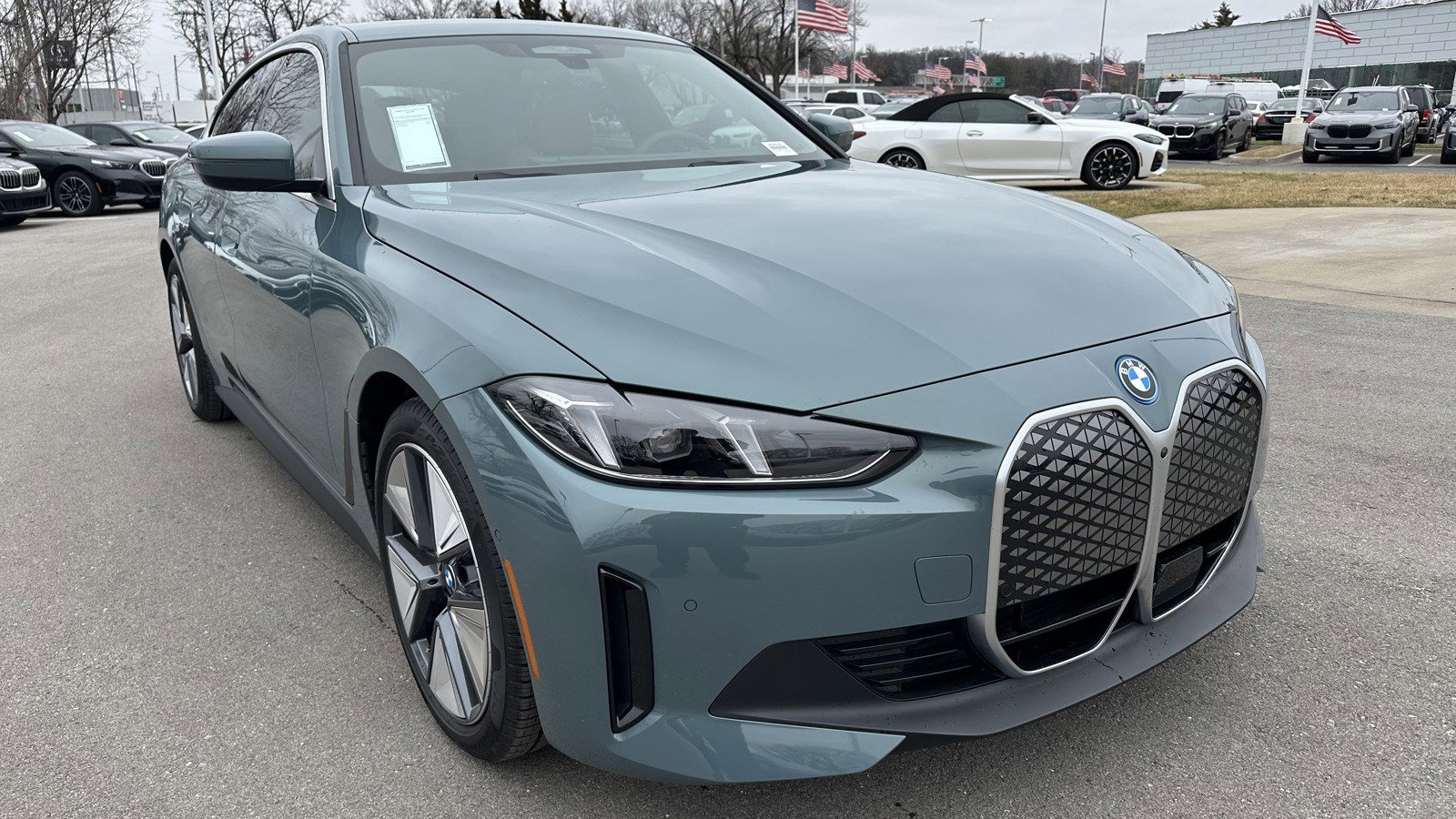 Certified 2025 BMW i4 xDrive40i w/ Premium Package AWD/4WD image 2