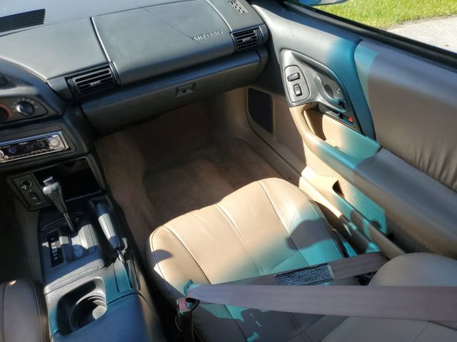 Used 1995 Chevrolet Camaro Z28 RWD image 14