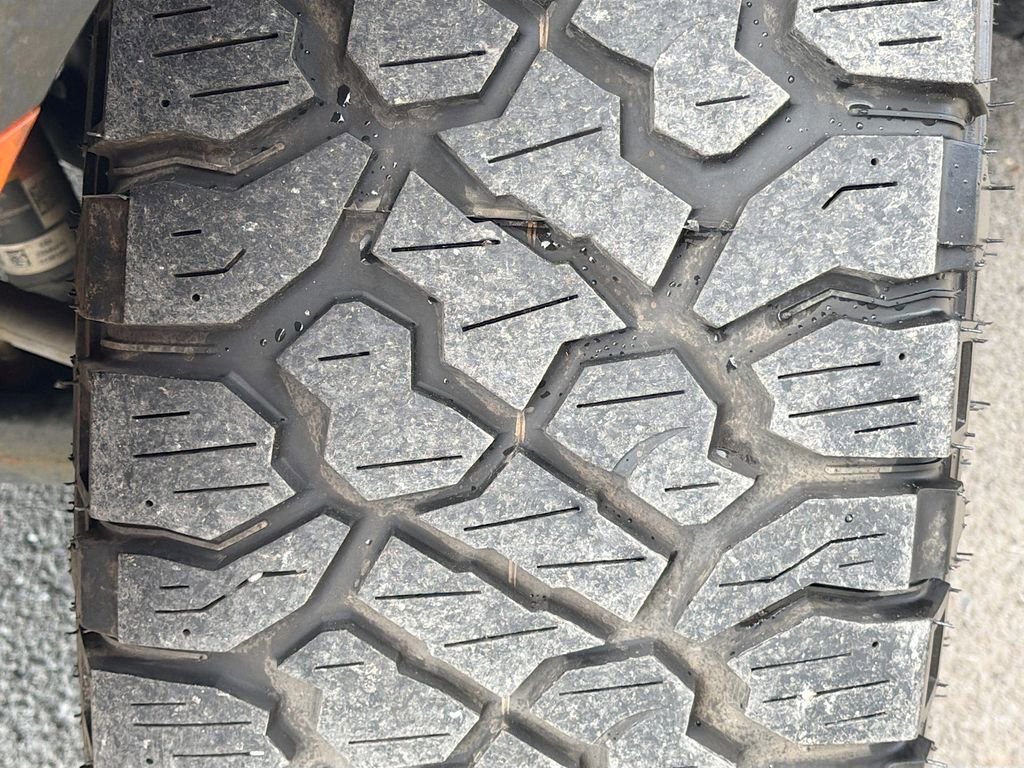 Used 2021 GMC Yukon AT4 w/ Technology Package image 49