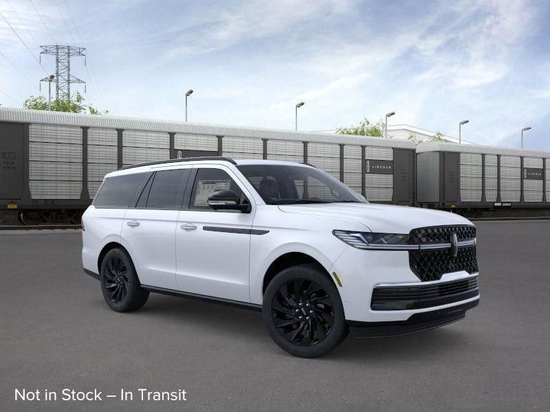 New 2026 Lincoln Navigator Reserve w/ Jet Appearance Package image 7