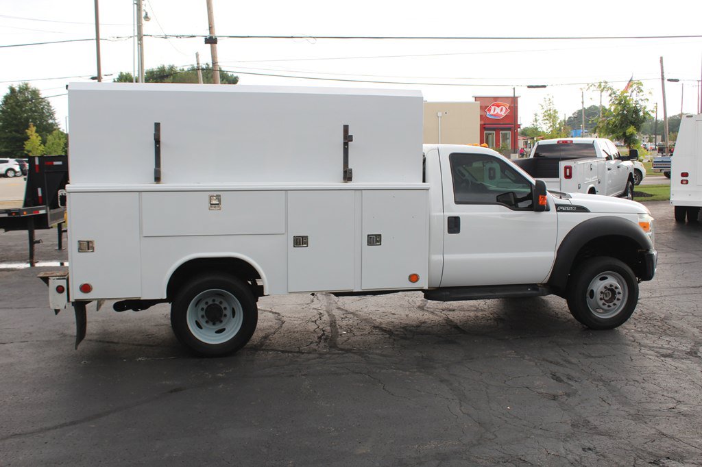 Used 2014 Ford F550 4x4 Regular Cab Super Duty image 8
