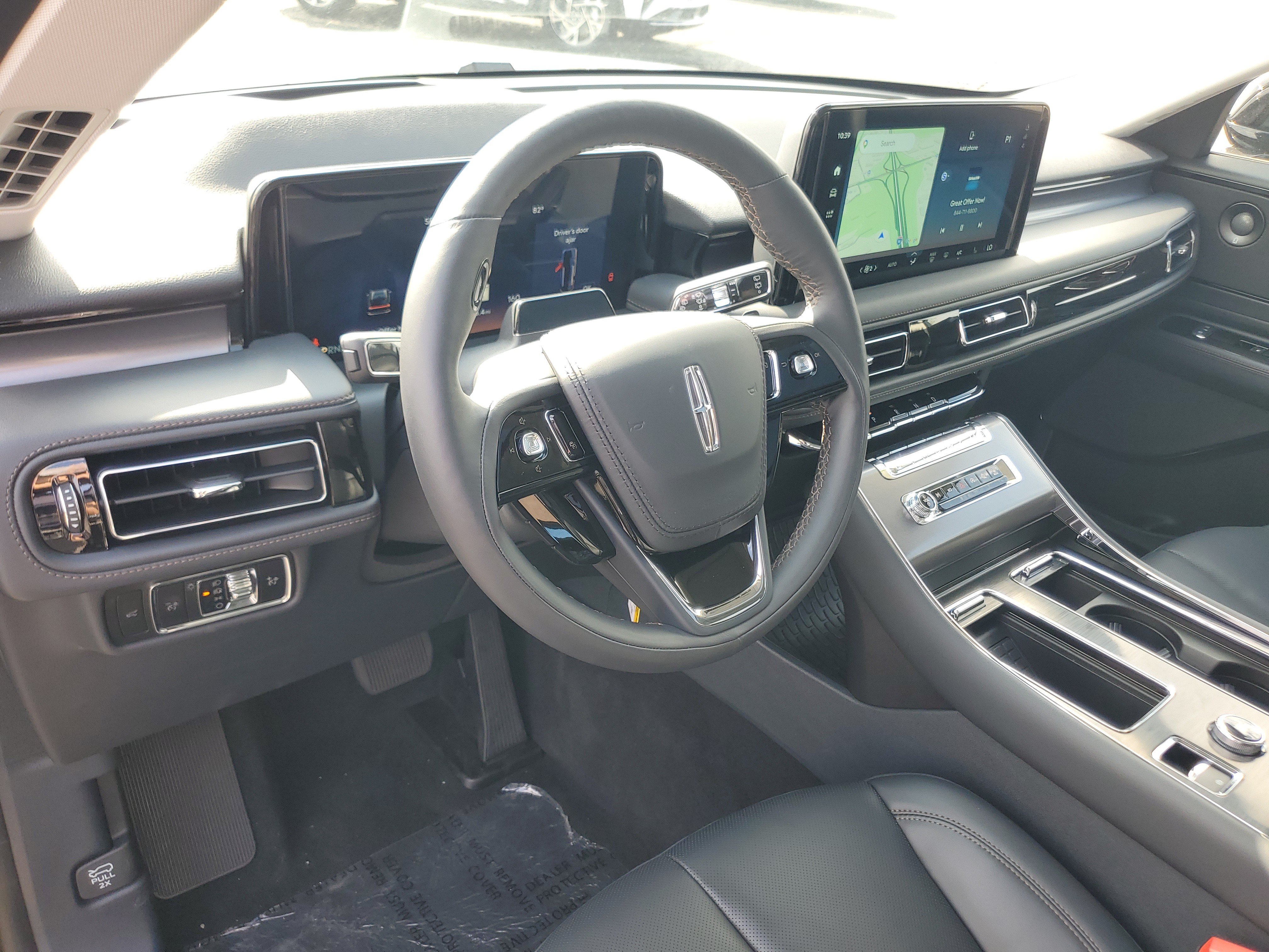 New 2027 Lincoln Aviator AWD image 12
