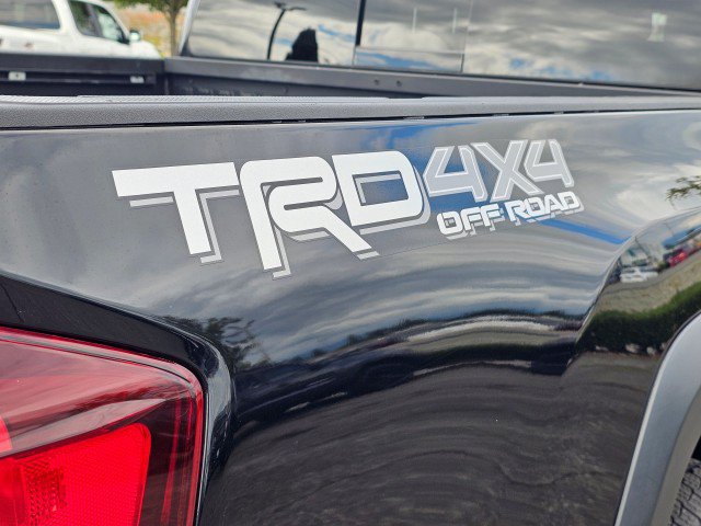 Used 2019 Toyota Tacoma TRD Off-Road AWD/4WD image 16