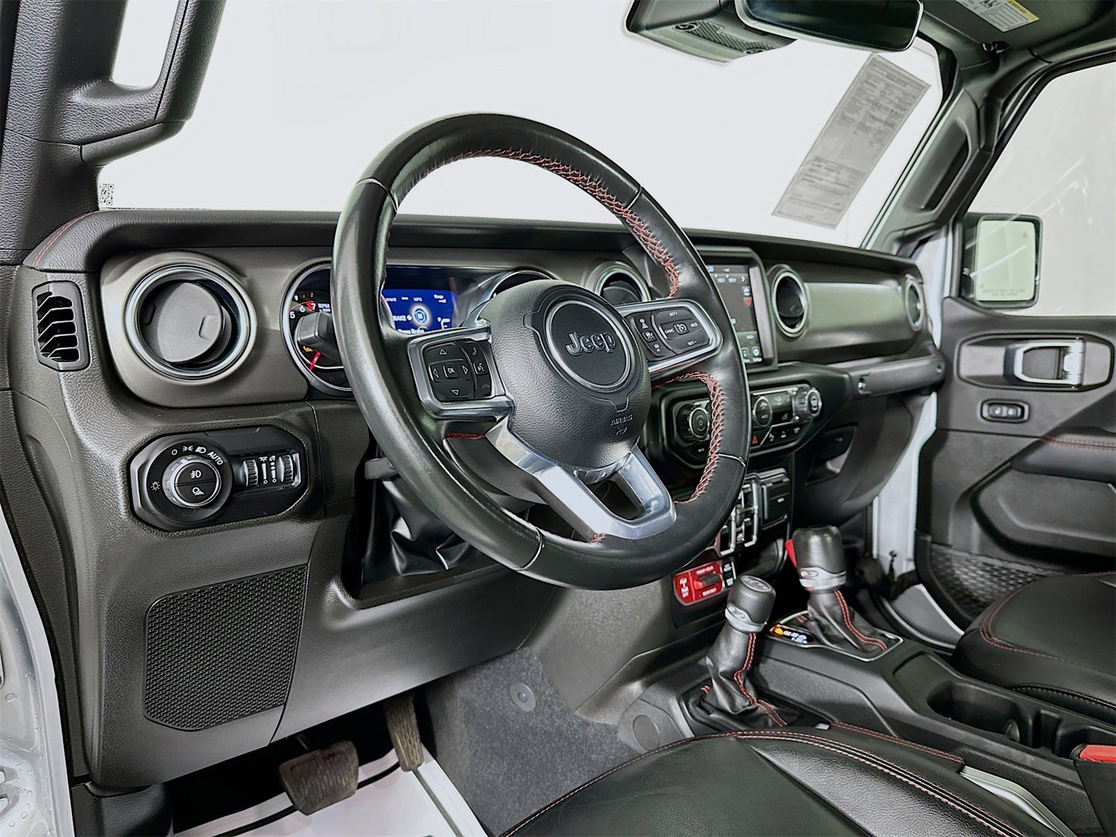 Used 2022 Jeep Gladiator Rubicon w/ LED Lighting Group image 9