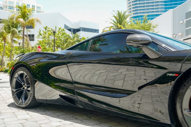 Used 2018 McLaren 720S Performance RWD image 34