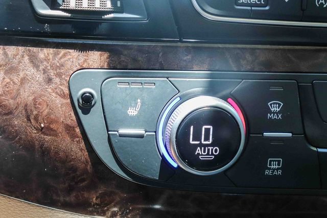 Used 2019 Audi Q7 3.0T Premium w/ Convenience Package AWD/4WD image 29