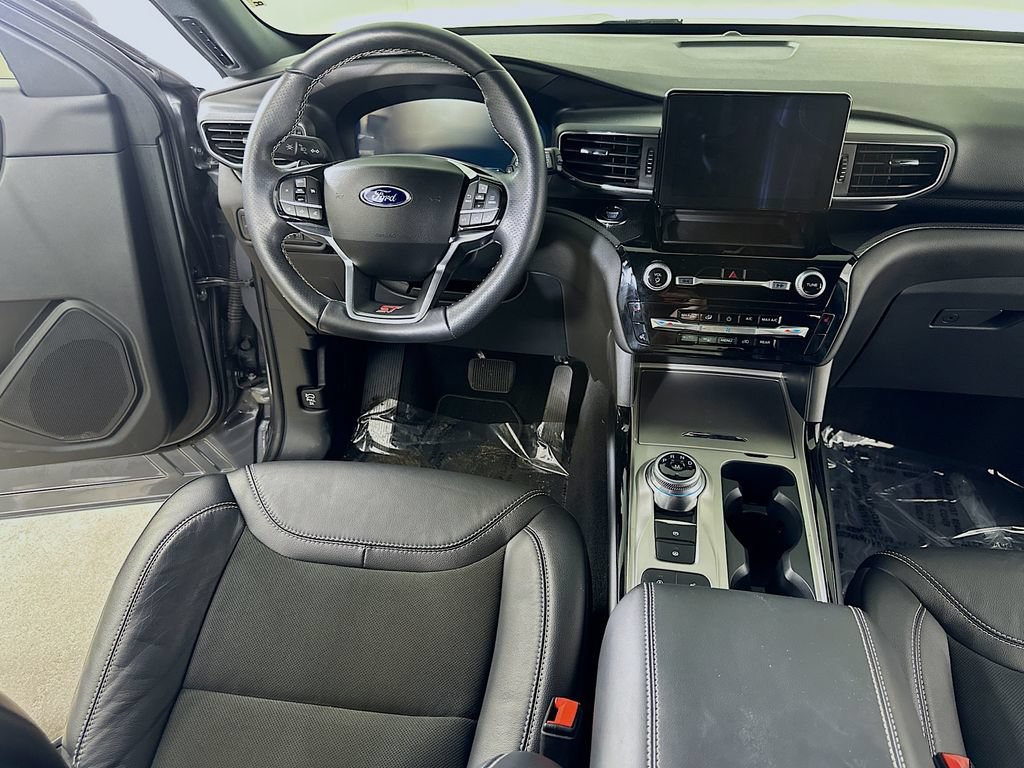 Used 2022 Ford Explorer ST w/ ST Street Pack RWD image 18