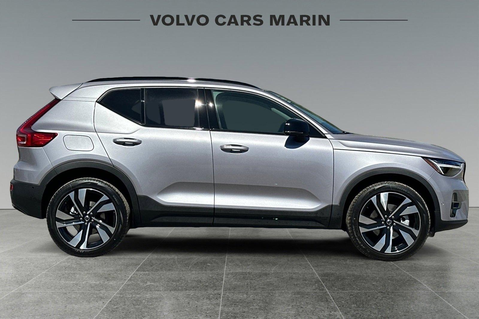 New 2026 Volvo XC40 B5 Ultra w/ Climate Package image 8