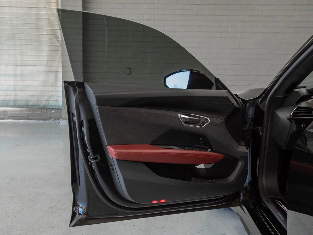 Used 2024 Audi e-tron GT Prestige AWD/4WD image 28