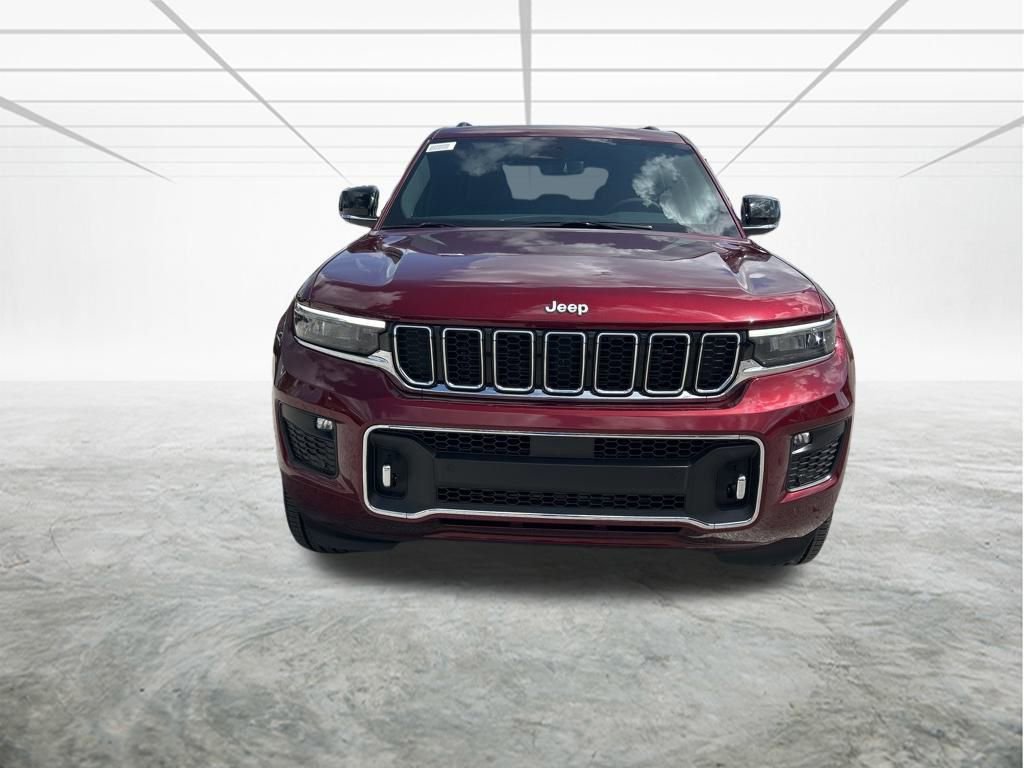 New 2025 Jeep Grand Cherokee Overland w/ Luxury Tech Group IV image 8