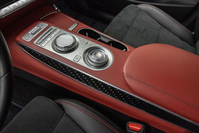 Used 2022 Genesis GV70 3.5T Sport w/ Sport Prestige Package image 11