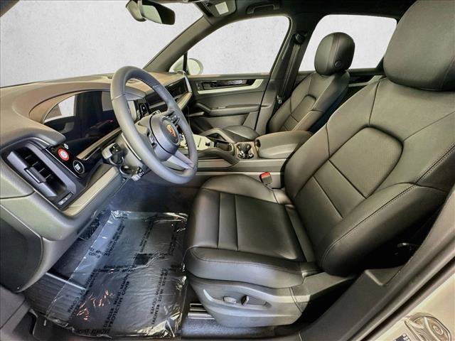 New 2026 Porsche Cayenne AWD/4WD image 5