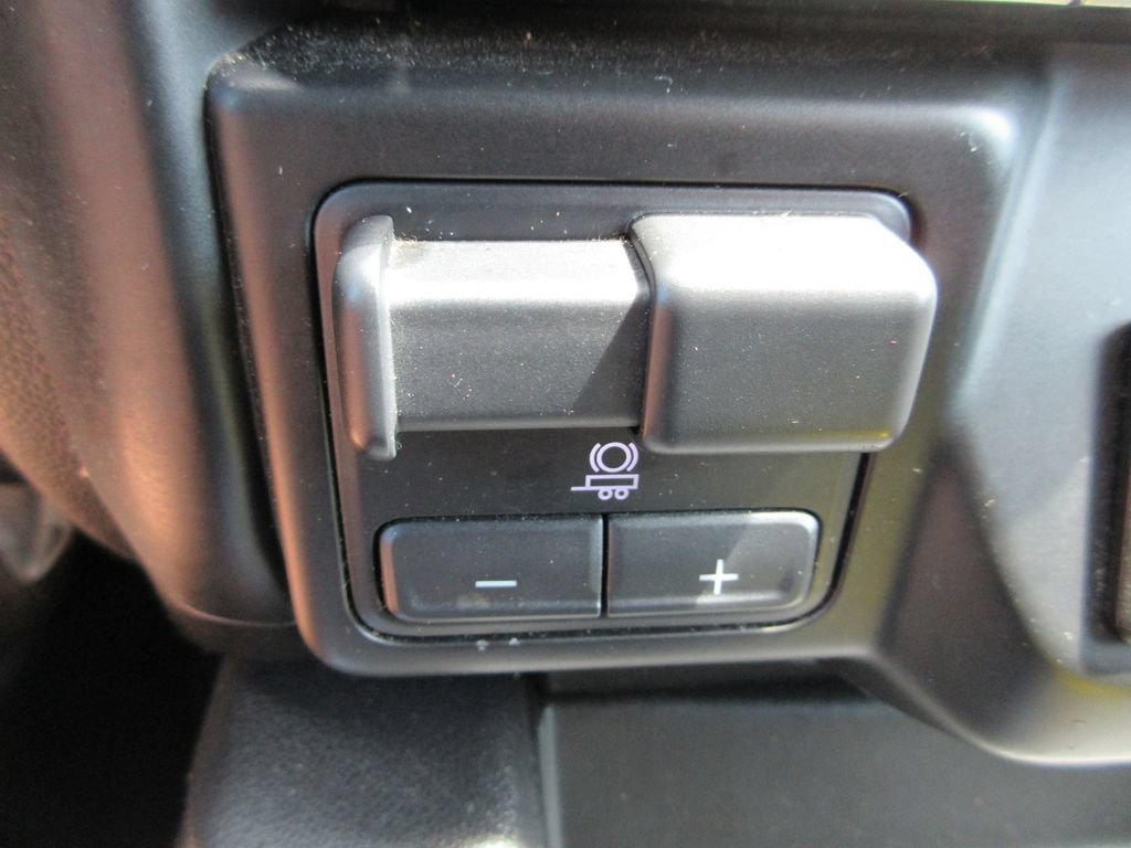 Used 2020 GMC Sierra 1500 Elevation w/ Elevation Value Package AWD/4WD image 22