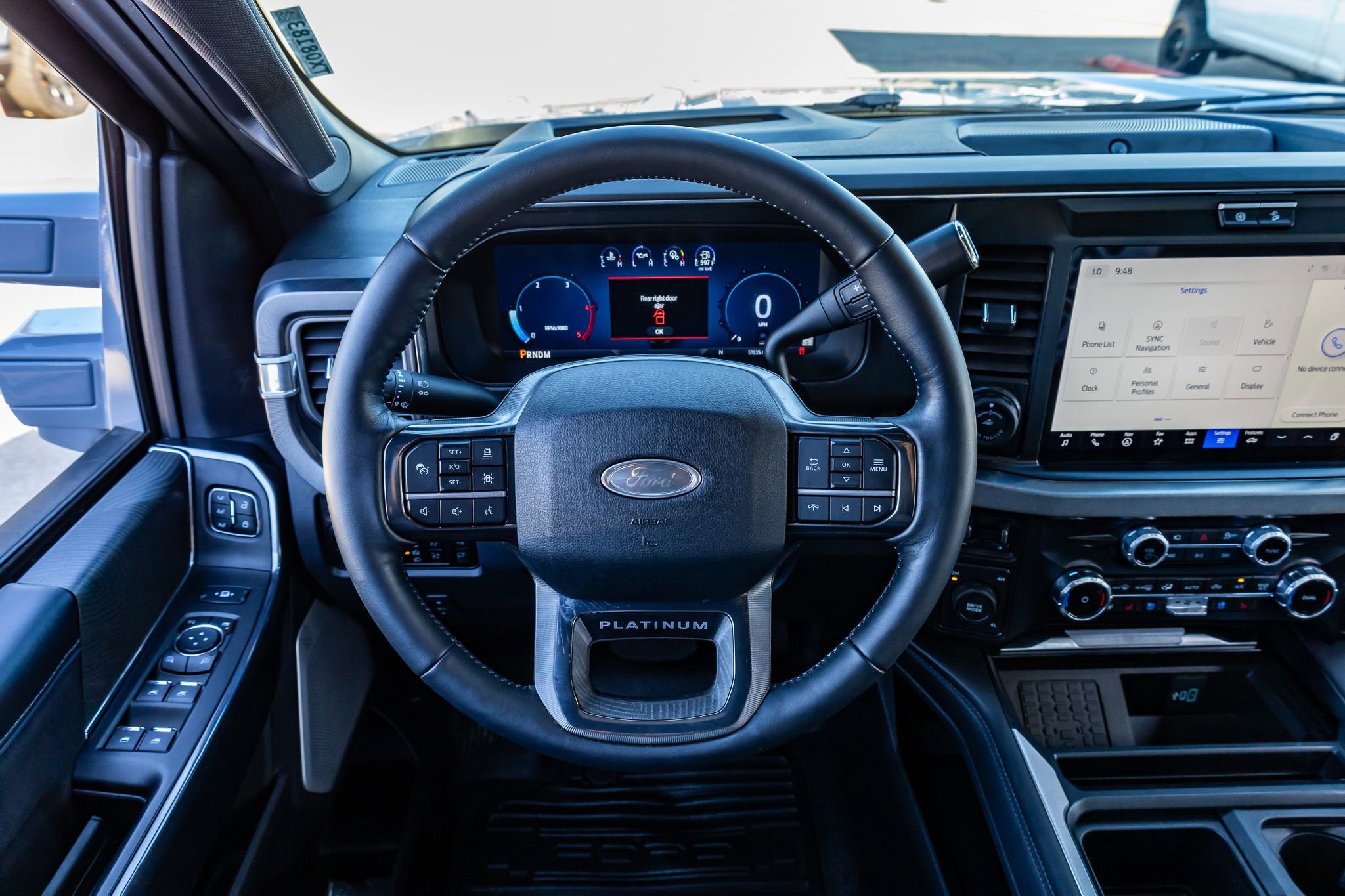 Used 2025 Ford F450 Platinum w/ FX4 Off-Road Package image 19