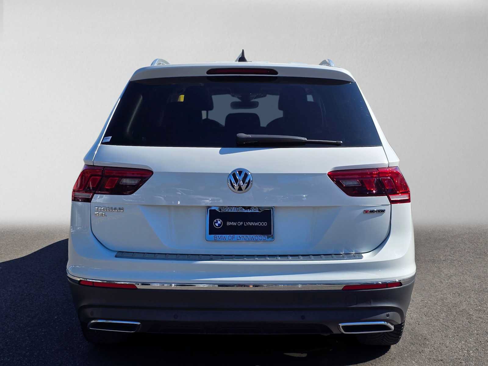 Used 2020 Volkswagen Tiguan SEL AWD/4WD image 4