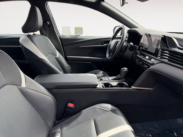 Certified 2025 Toyota Camry SE image 13