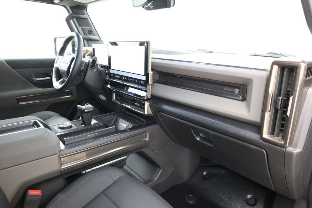 Used 2024 GMC Hummer EV 3X AWD/4WD image 22