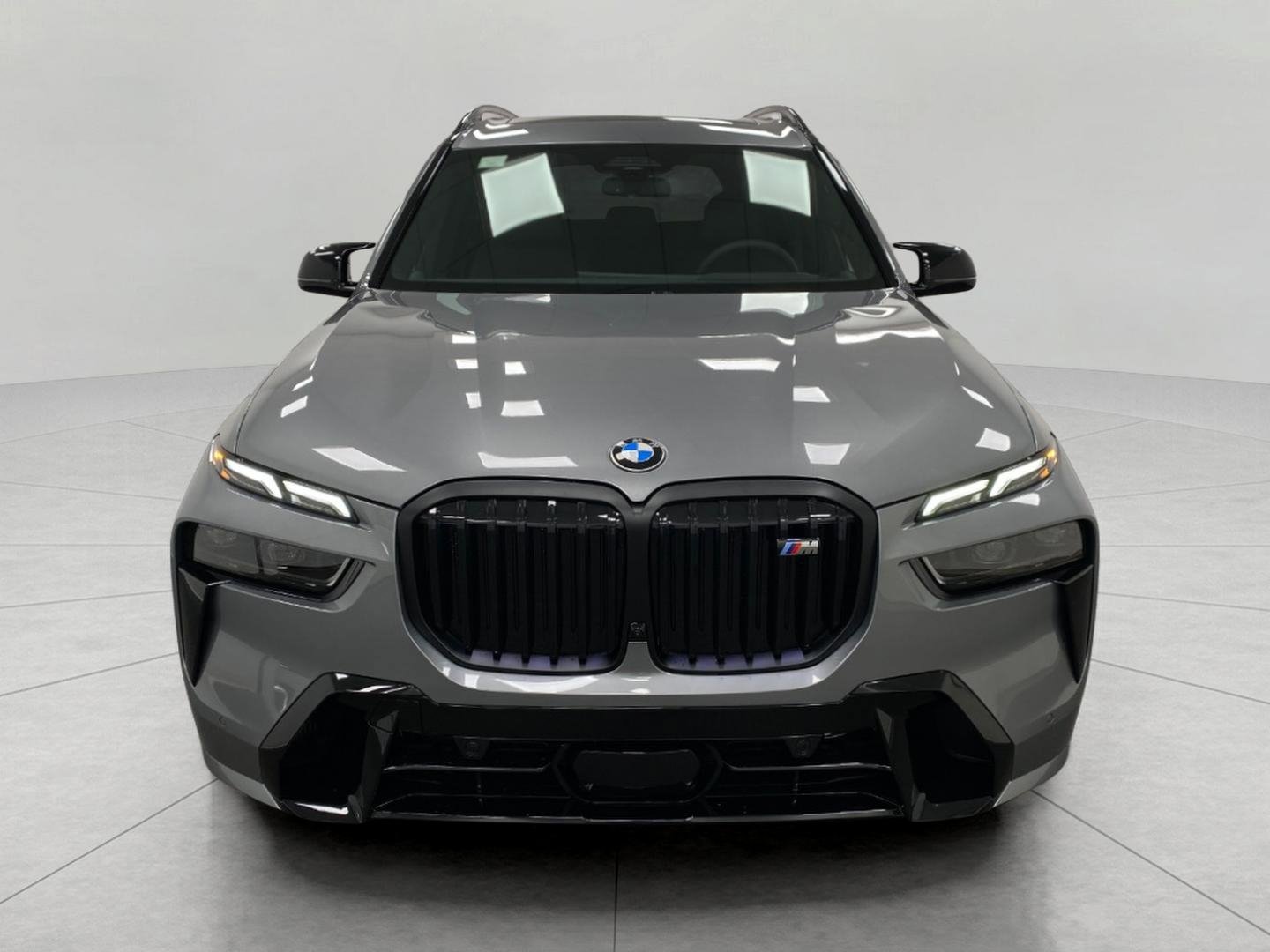 New 2026 BMW X7 M60i image 12