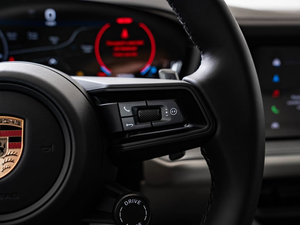 New 2026 Porsche Cayenne image 28