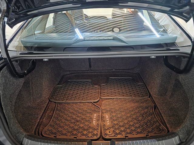 Used 2019 Volkswagen Jetta SEL image 38