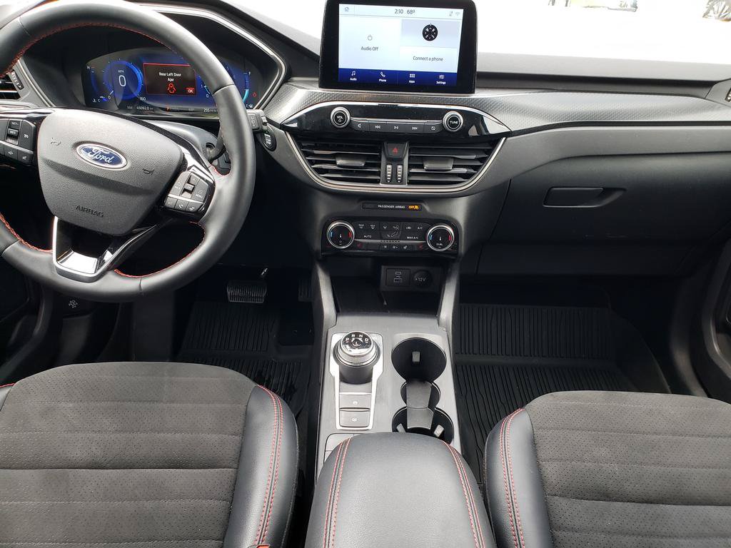 Used 2022 Ford Escape SEL w/ SEL Stealth AWD Package image 12