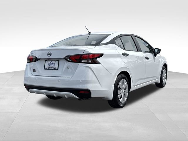 Used 2025 Nissan Versa S image 4