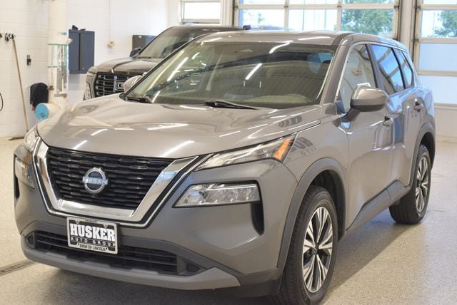 Used 2023 Nissan Rogue SV AWD/4WD image 9