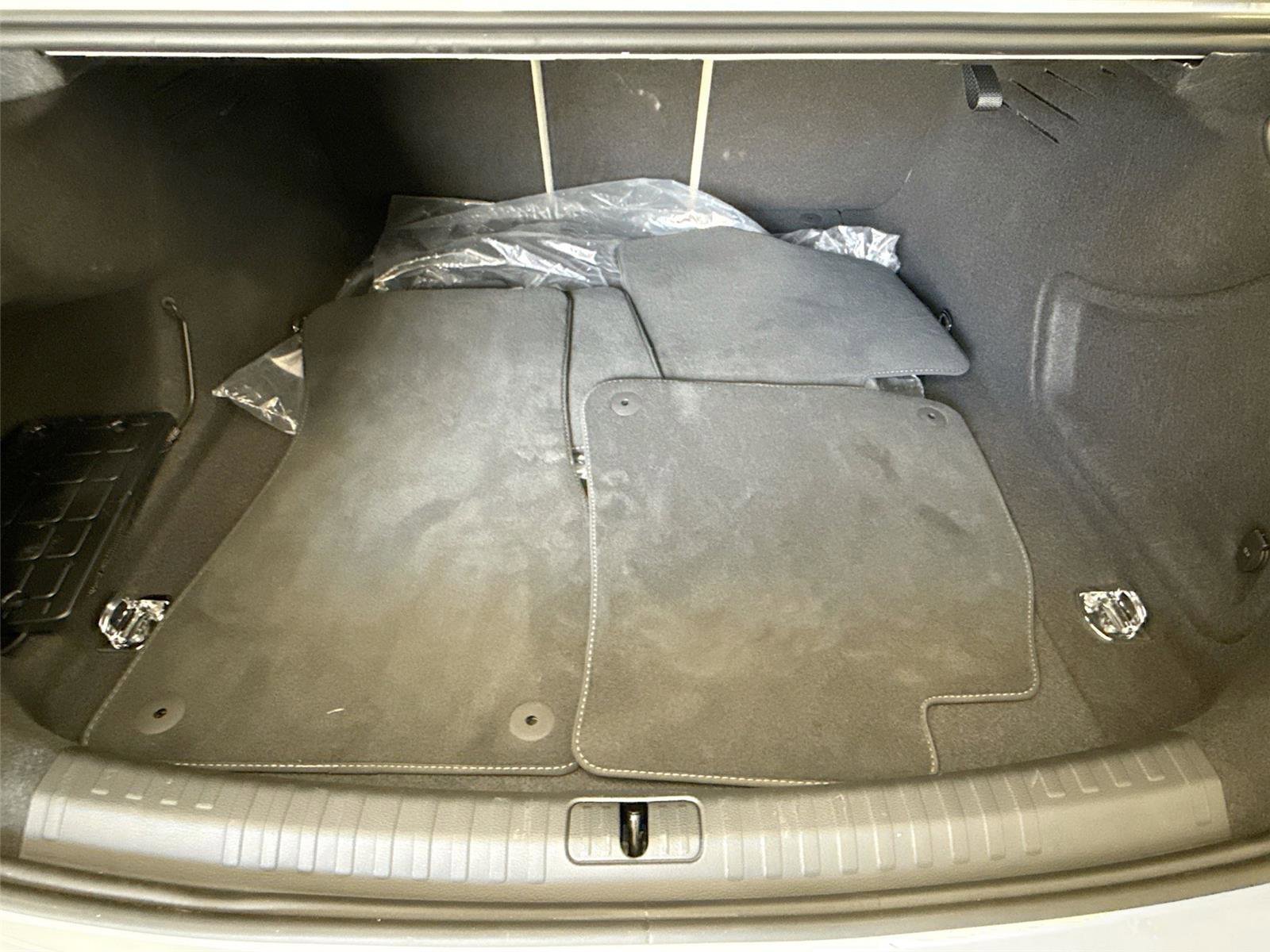 Certified 2025 Audi A6 3.0T Premium w/ Convenience Package AWD/4WD image 28