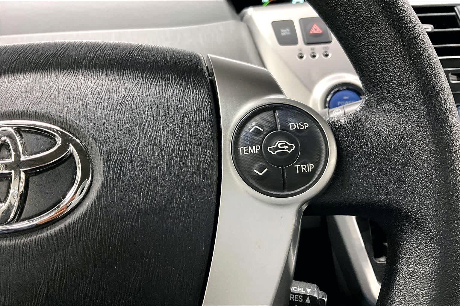 Used 2012 Toyota Prius V Five FWD image 23